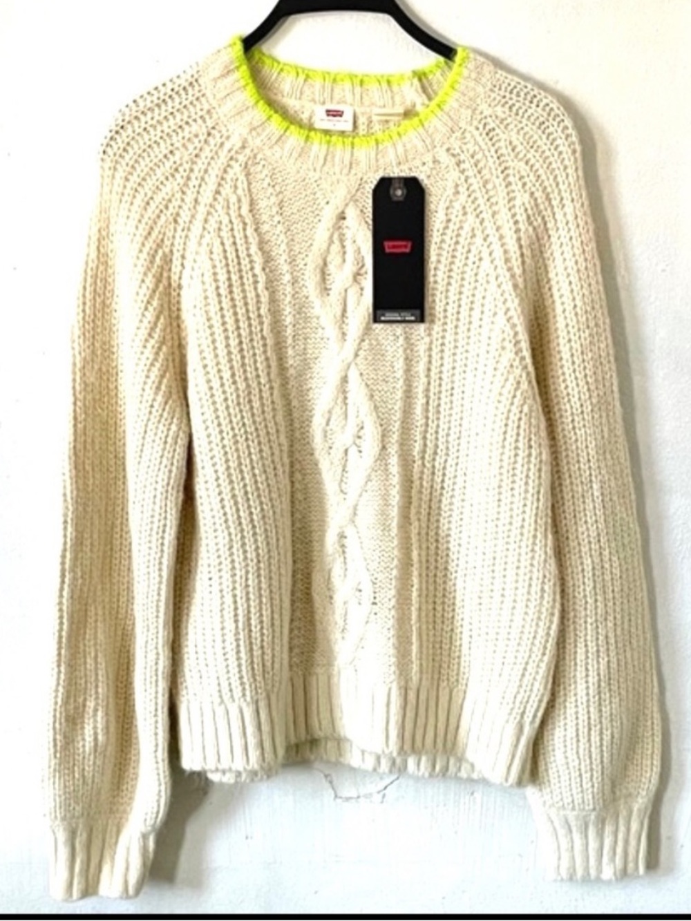 NWT Levi’s Premium Ava Cable Knit Chunky Cozy Sweater Small Cream w Green Trim